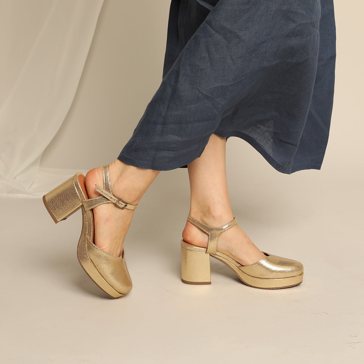 Carol WIDE Vegan Gold Mid Shoe by Esska