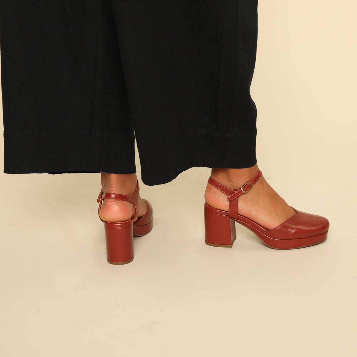 Carol Rosewood Mid Shoe by Esska