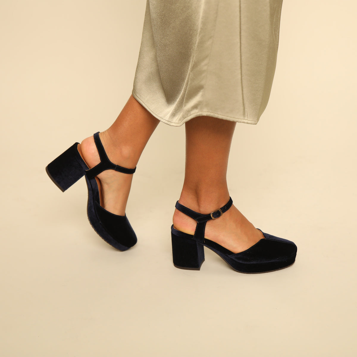 Carol Velvet Navy