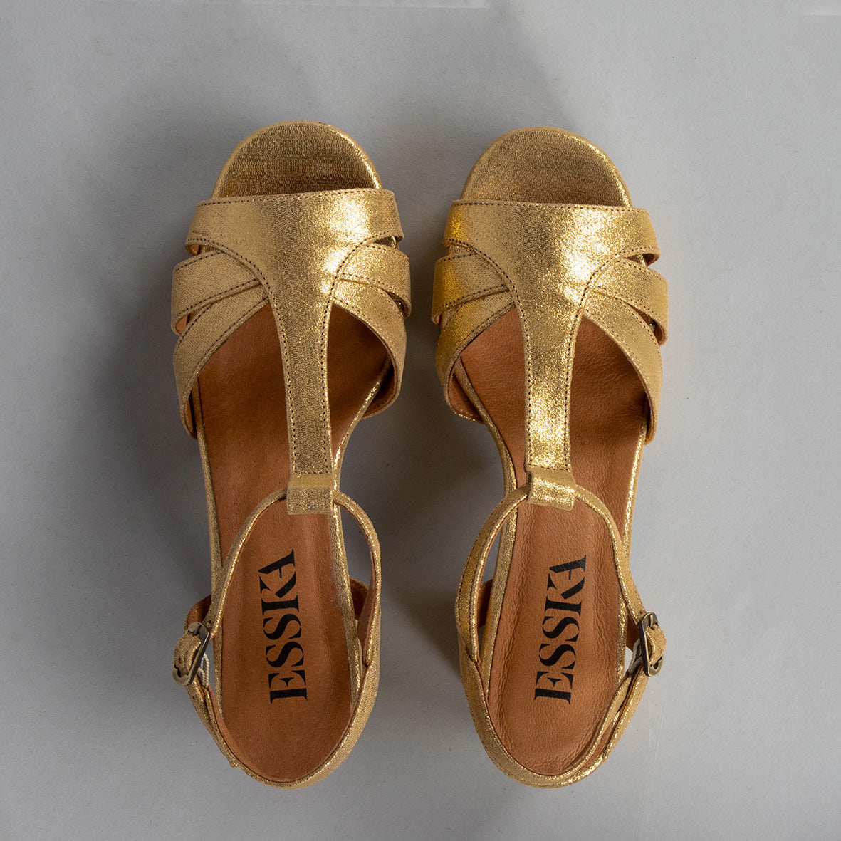 Gold t hot sale bar shoes