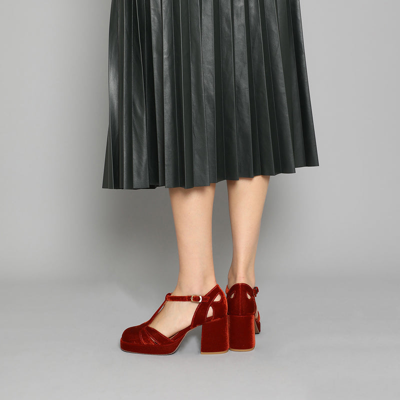 Chaza Velvet Marroon