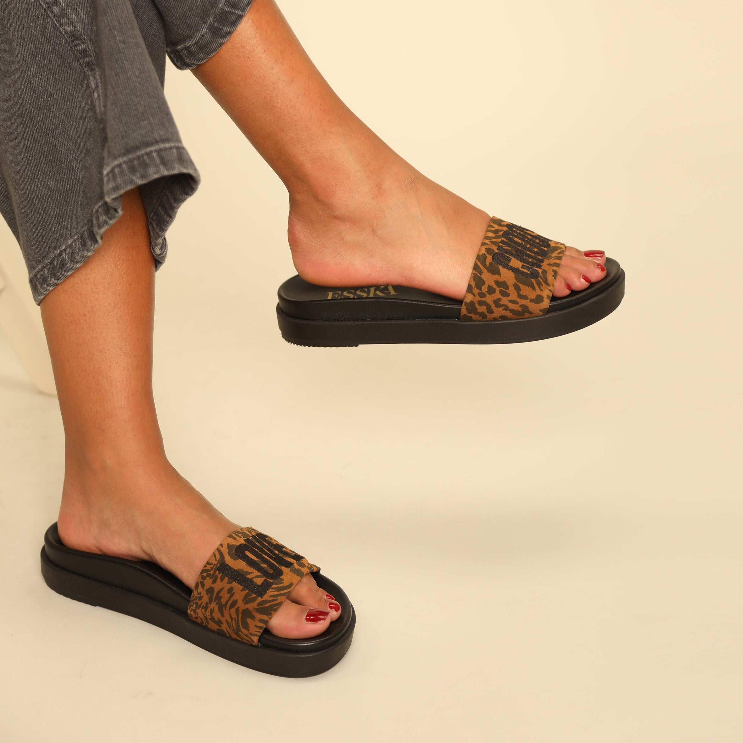 Choose Love Leopard + Black