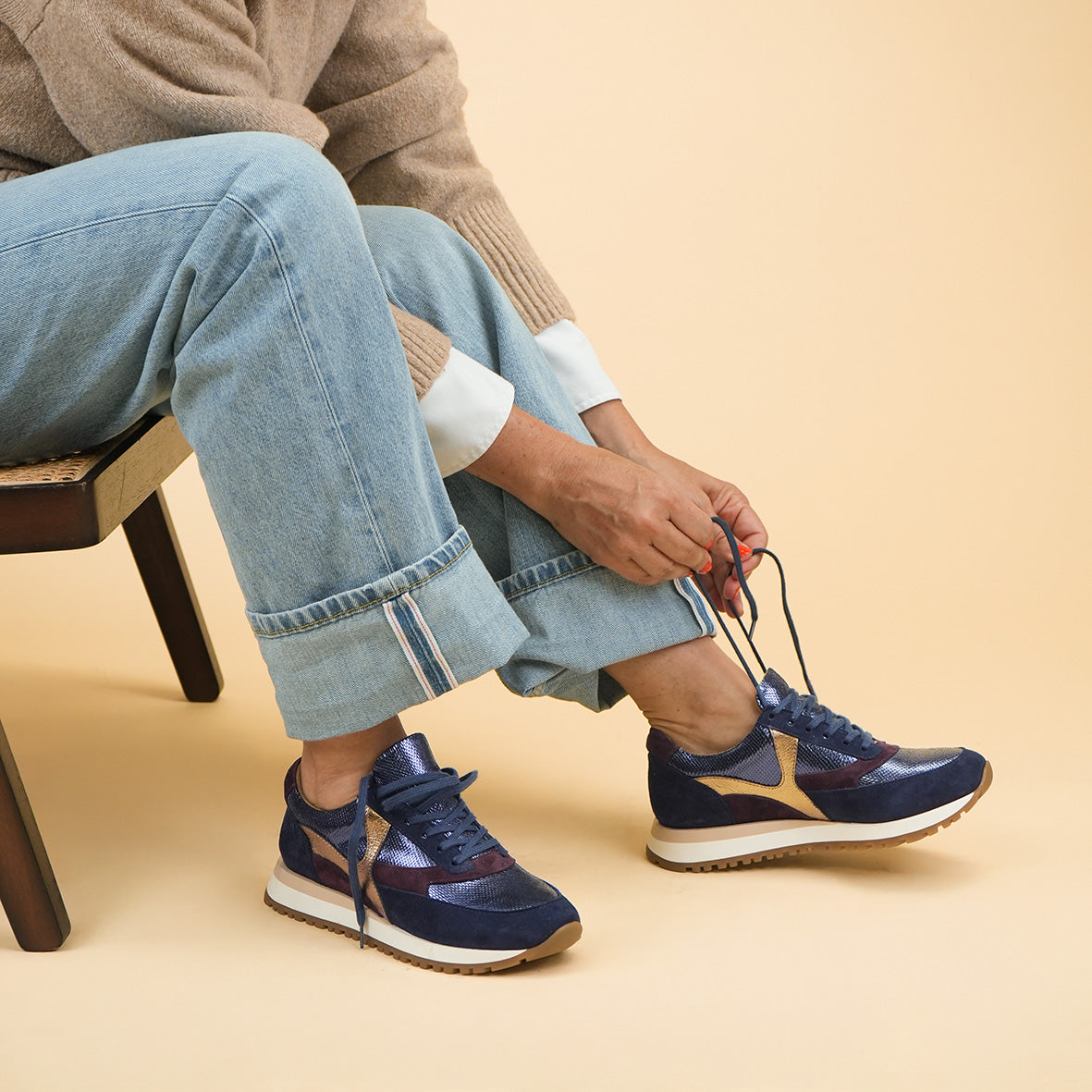 Cinda Navy