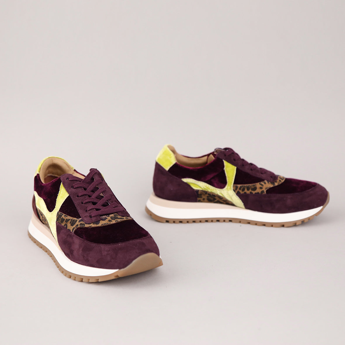 Cinda Velvet Aubergine