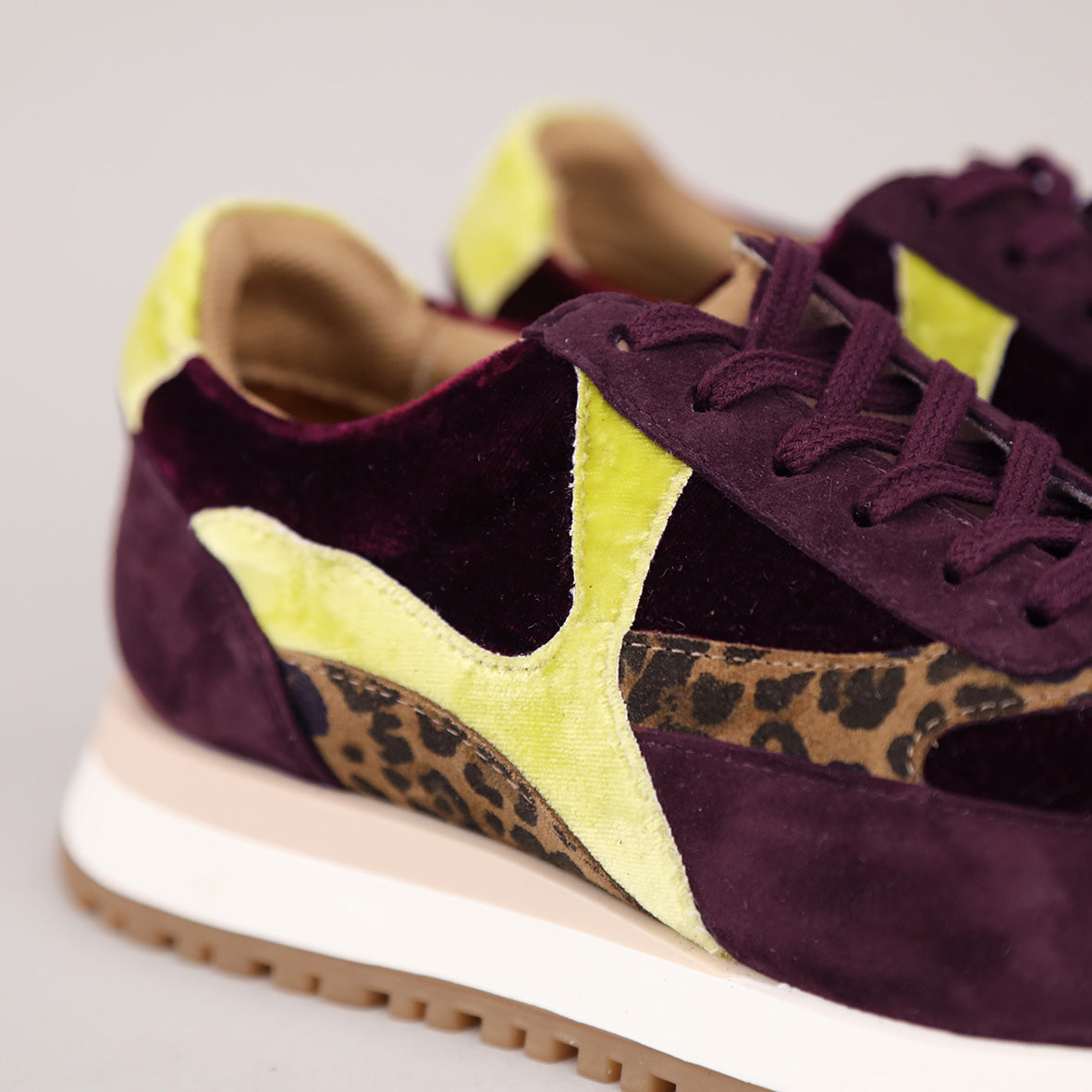 Cinda Velvet Aubergine
