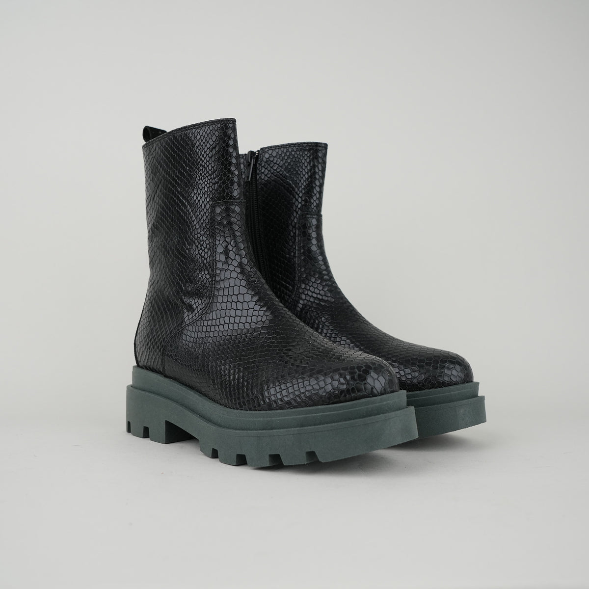 Sample - Ozie Black Snake - Size 37 (UK4)