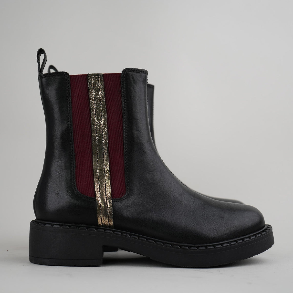 Sample - Olga  Black II - Size 37 (UK4)
