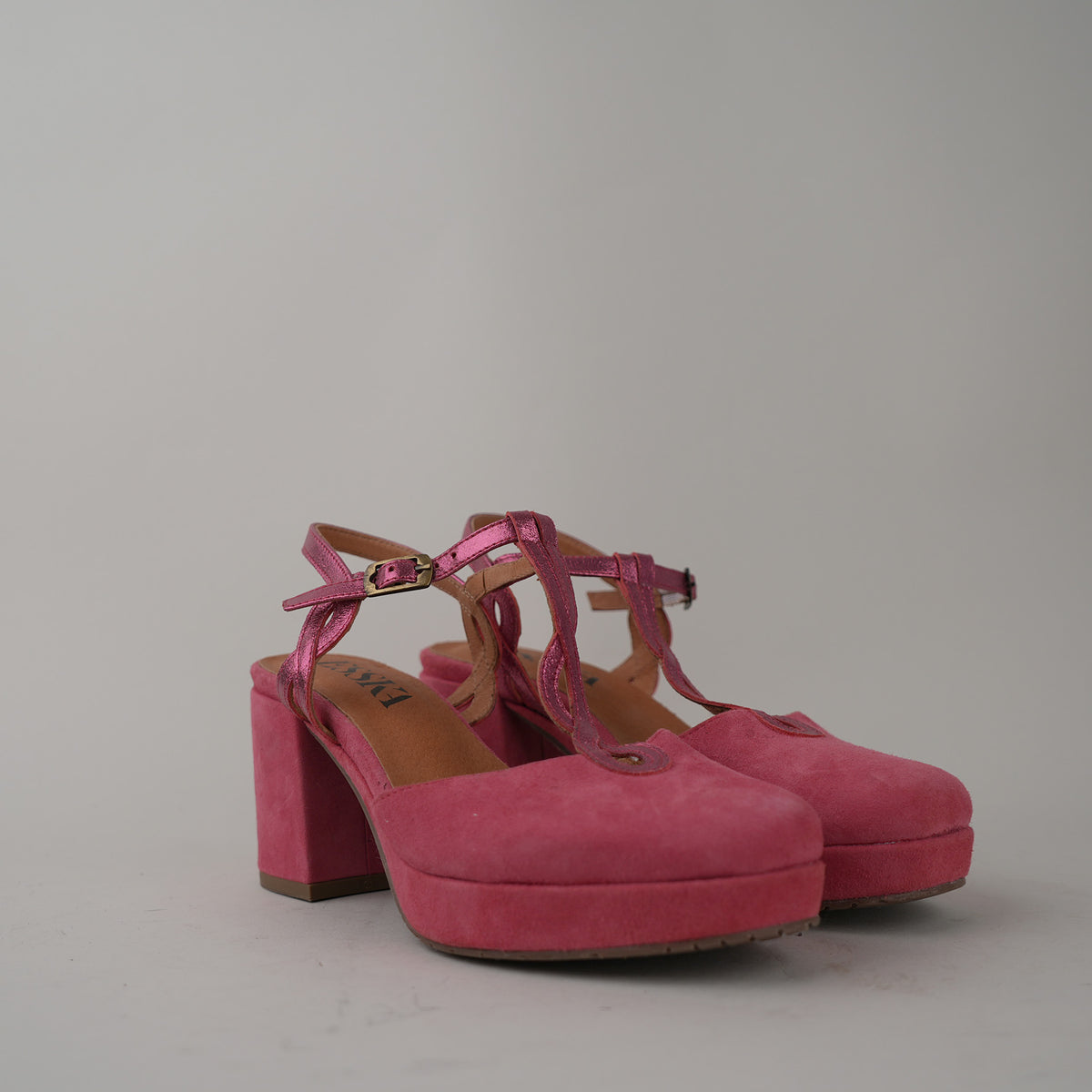 Sample - Viola Coral - Size 37 (UK4)