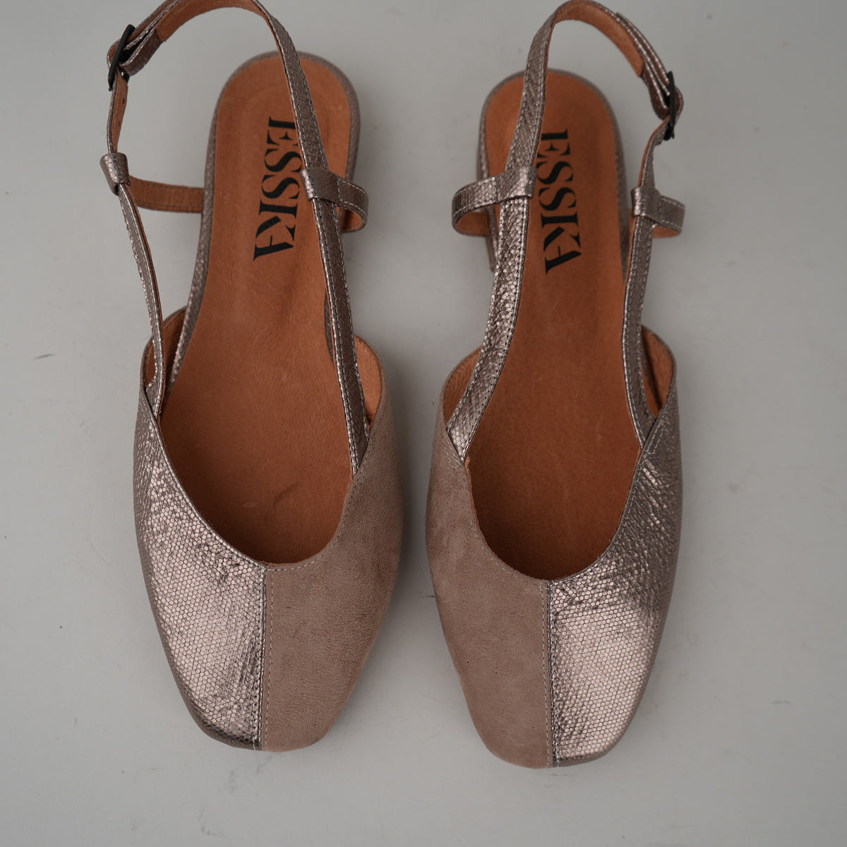Sample - Imogen Taupe - Size 37 (UK4)