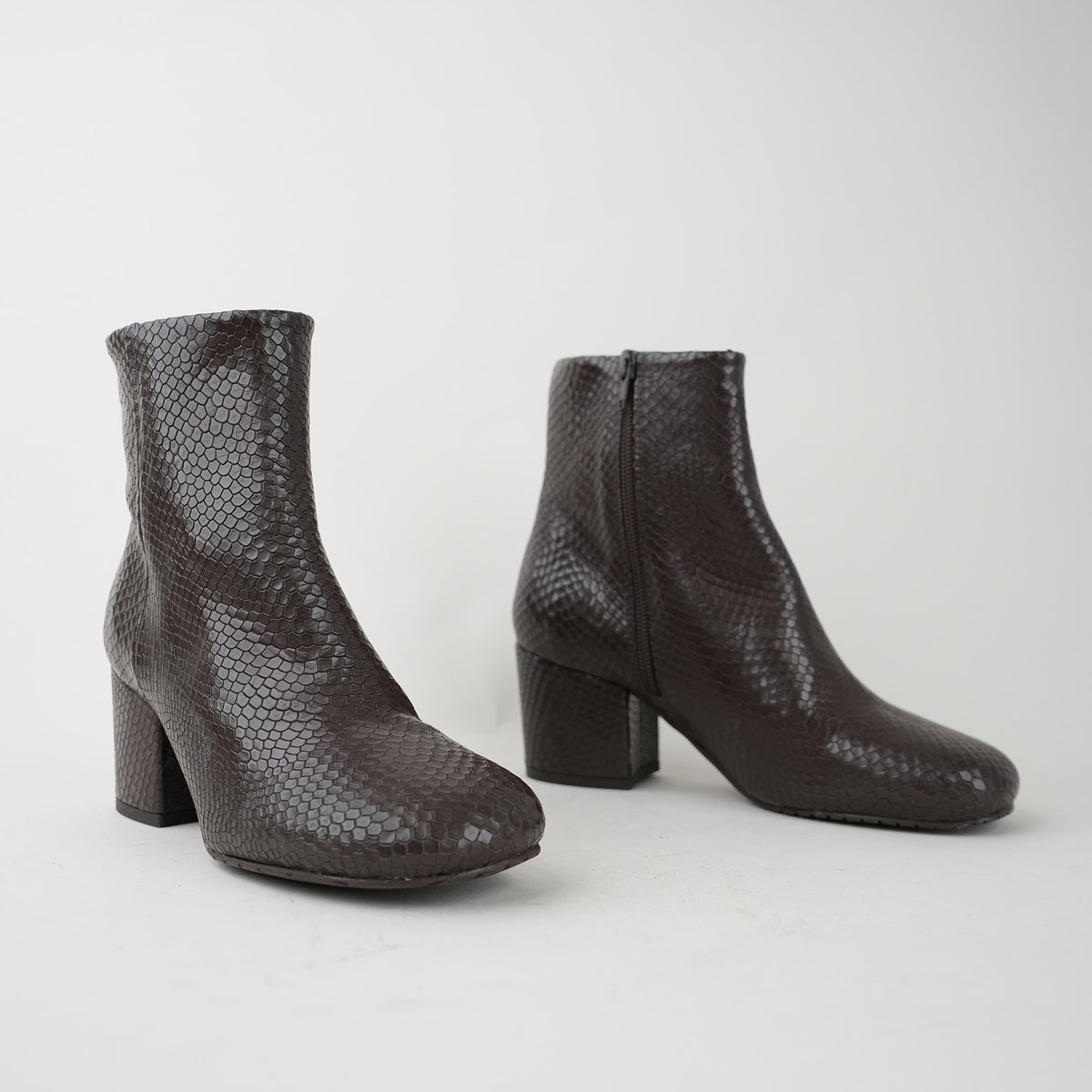Sample - Isabel Coffee Snake - Size 37 (UK4)