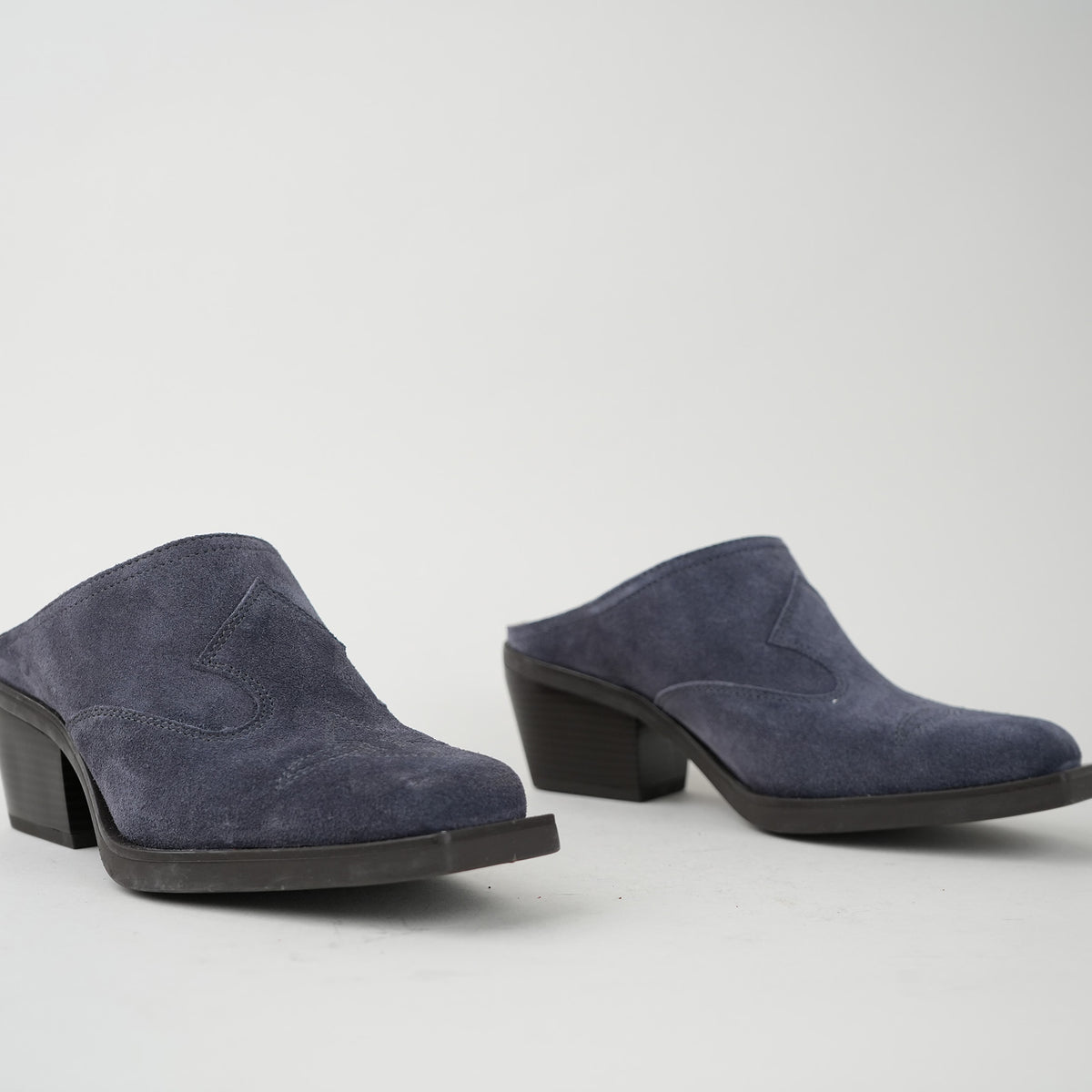 Sample - Gwenn Steel Blue - Size 37 (UK4)