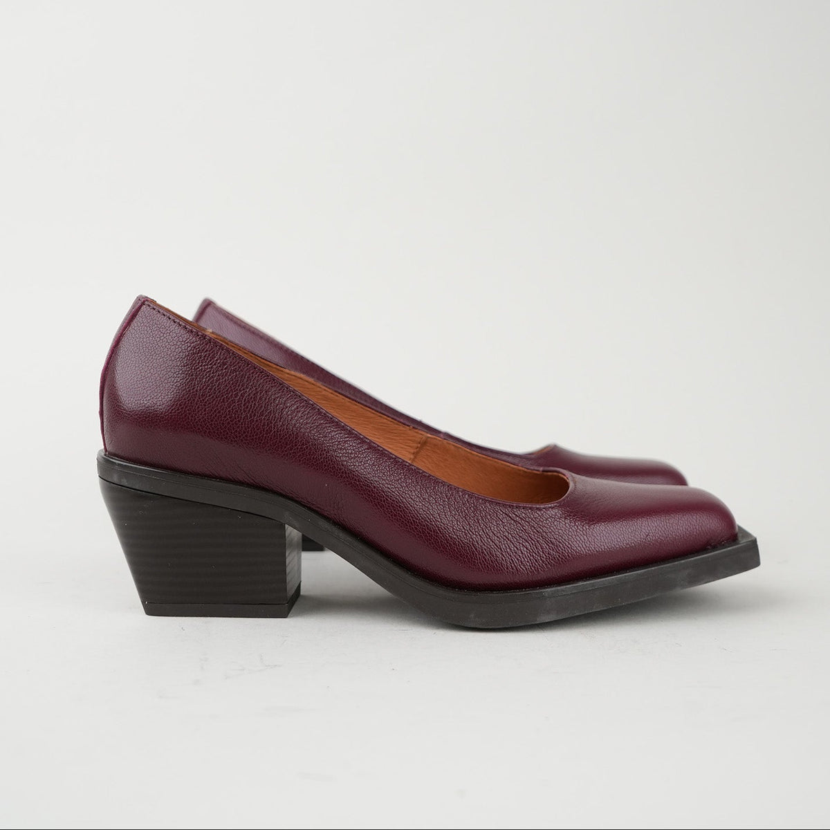 Sample - Gigi Plum - Size 37 (UK4)