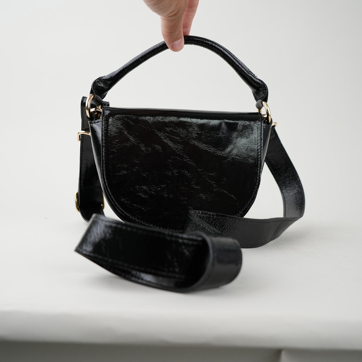 Sample - Remi Patent Black