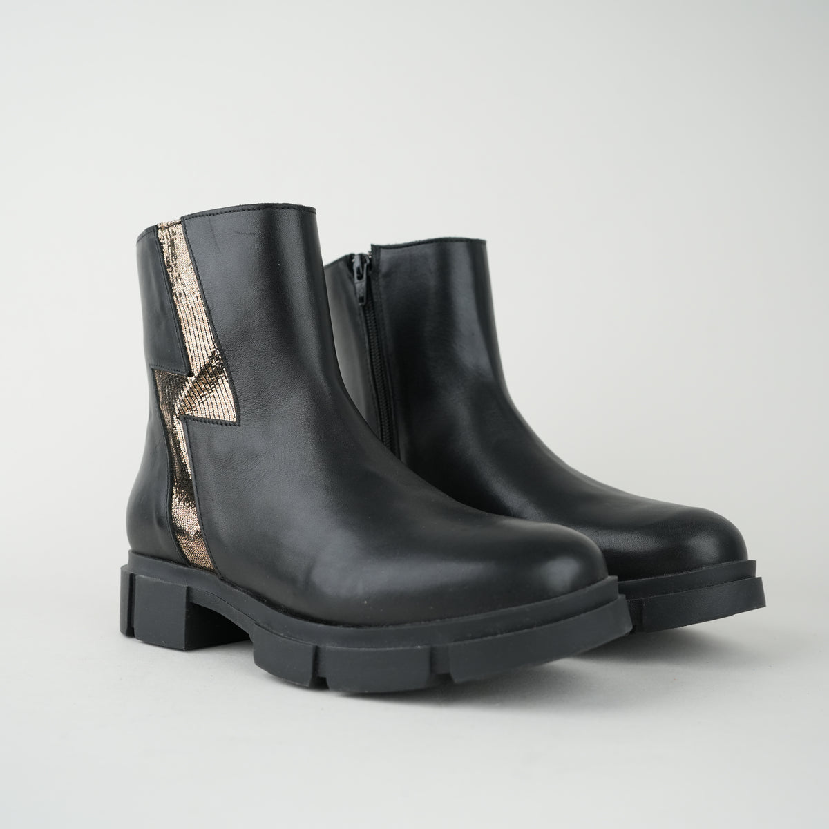 Sample - Jump Black - Size 37 UK4 Flat Boot by Esska