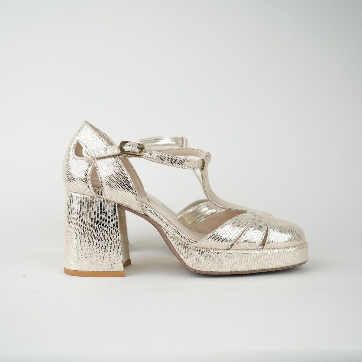 Sample - Chaza Platinum - Size 38 UK5 Mid Shoe by Esska