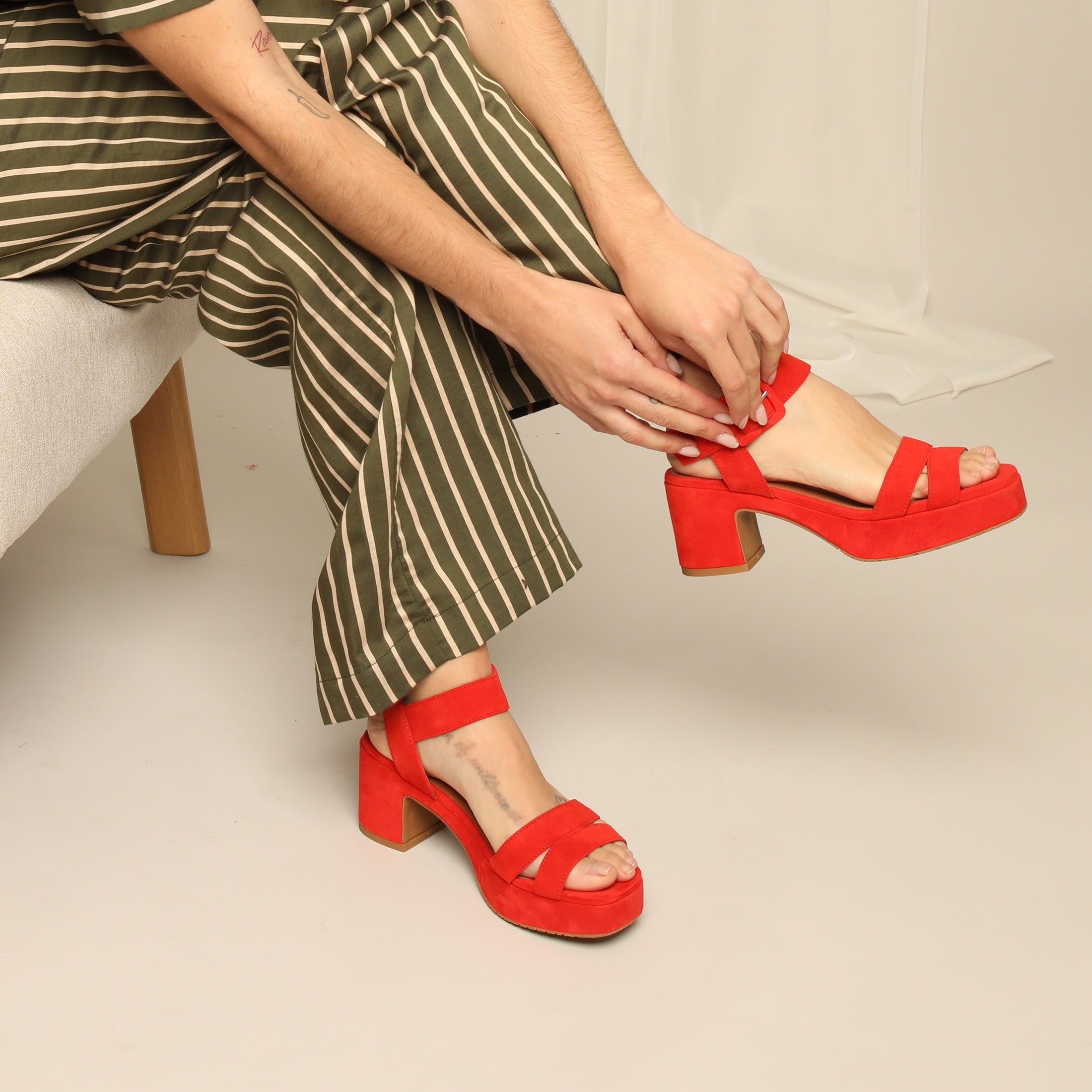 Esska Mid Heel Sandals for Women 7 Flora Red Model 1