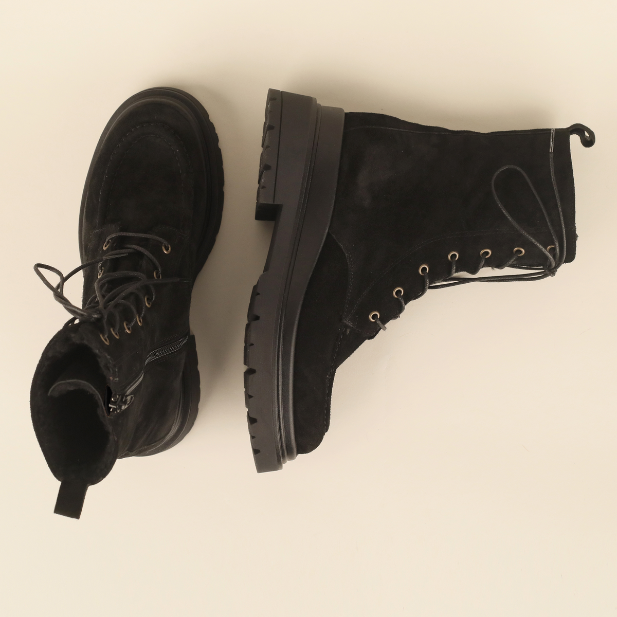 Hayes Black