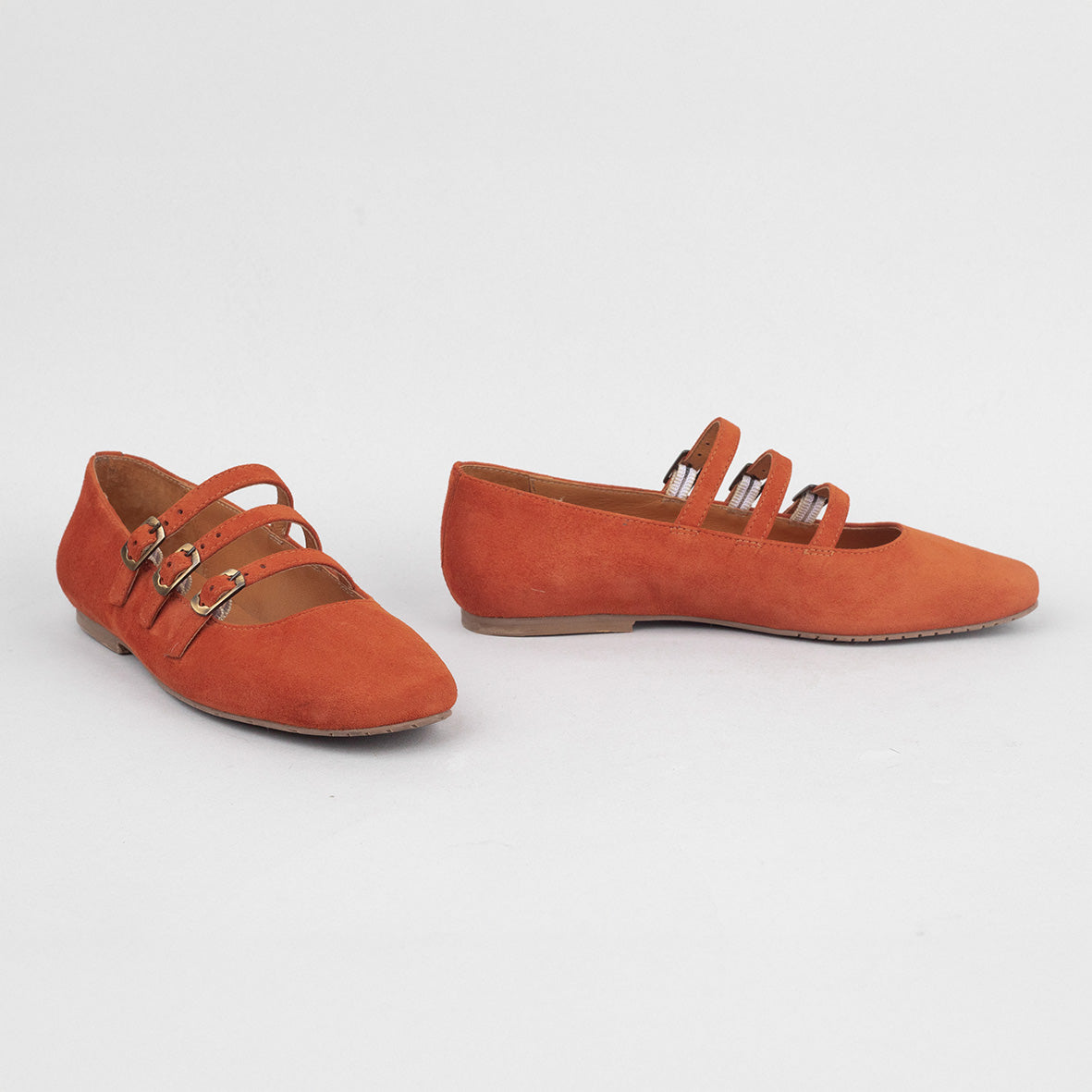 Ilo Rust Flat Shoe by Esska