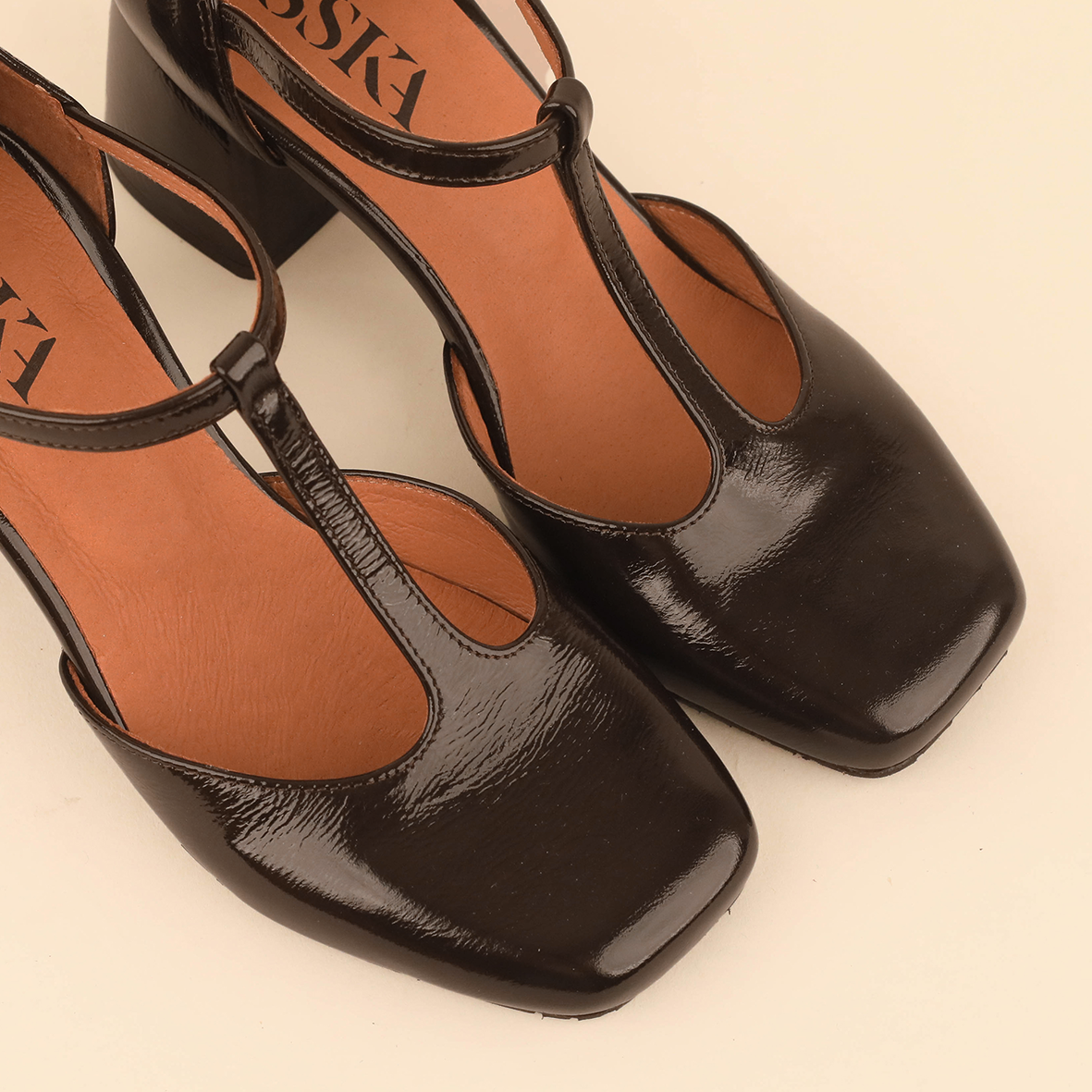 Joy Patent Dark Brown