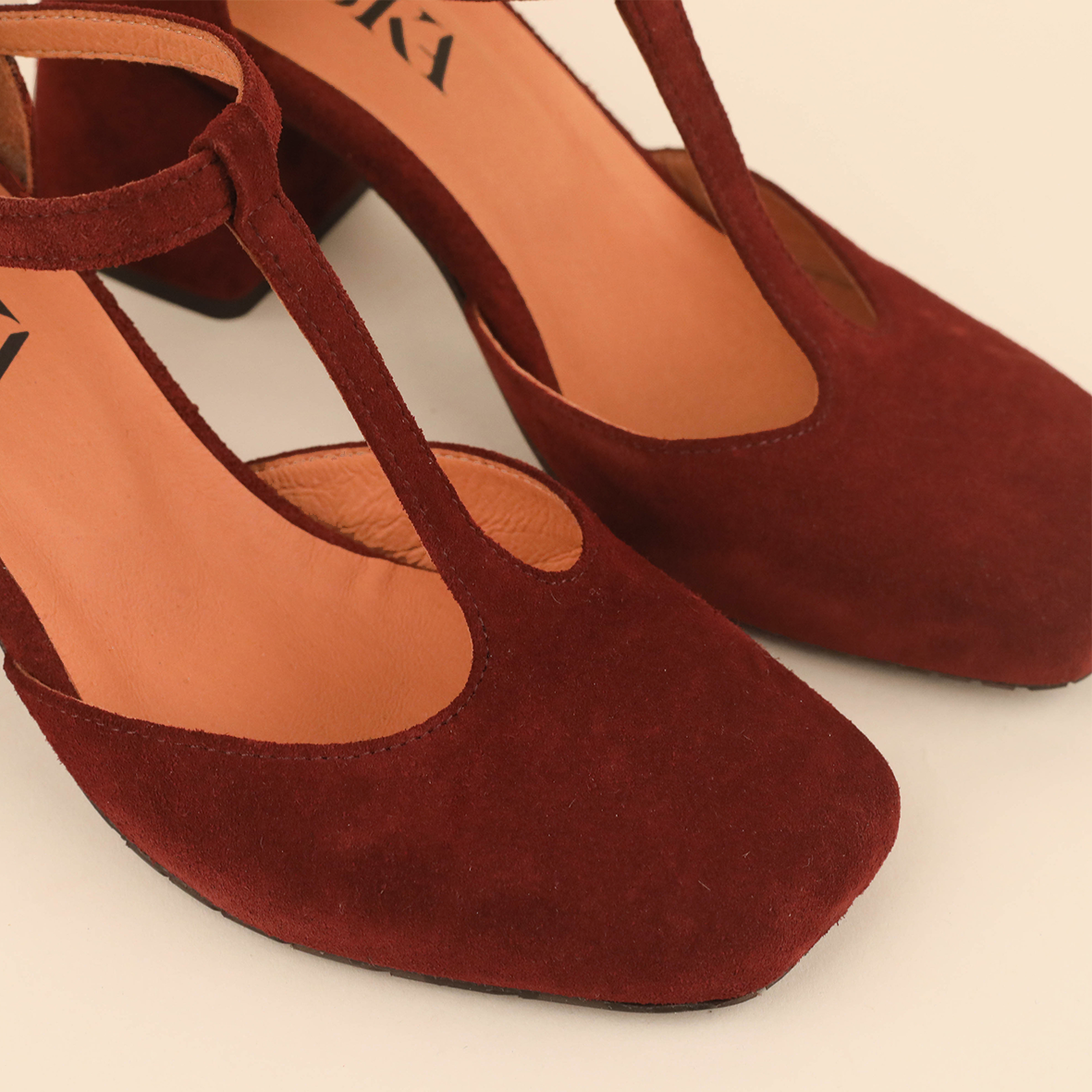 Joy Rust Mid Shoe by Esska