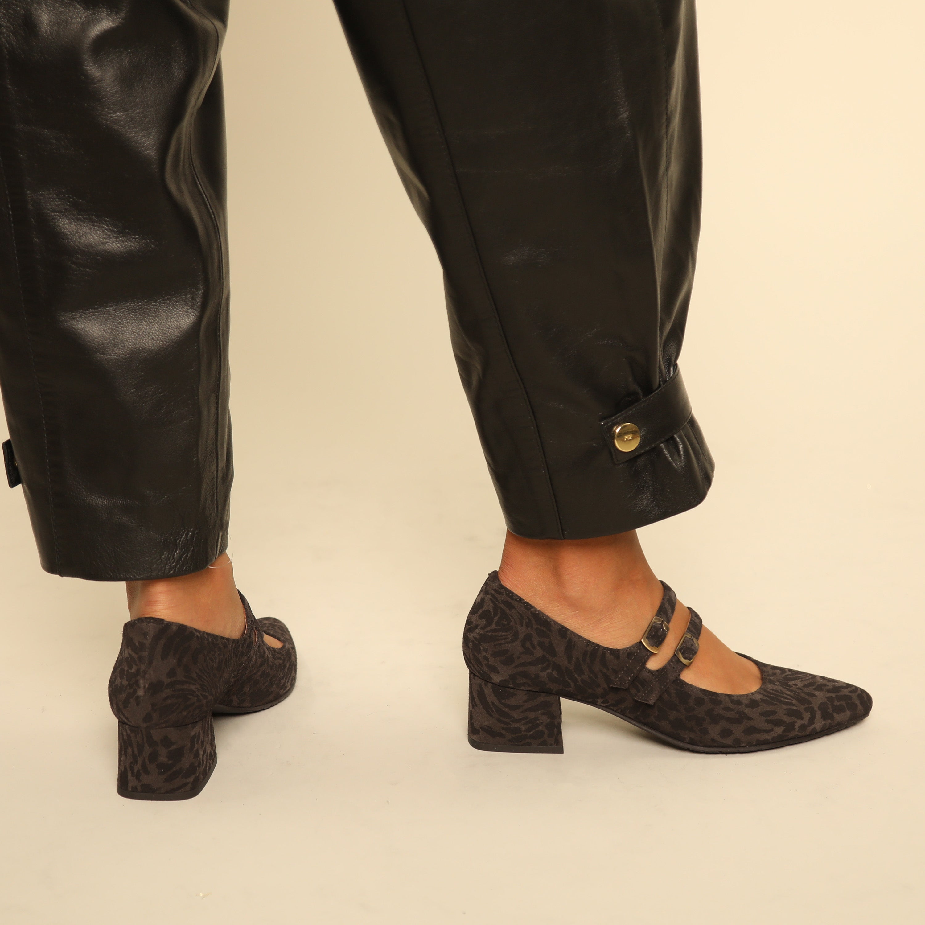 Laura WIDE Dark Brown Leopard