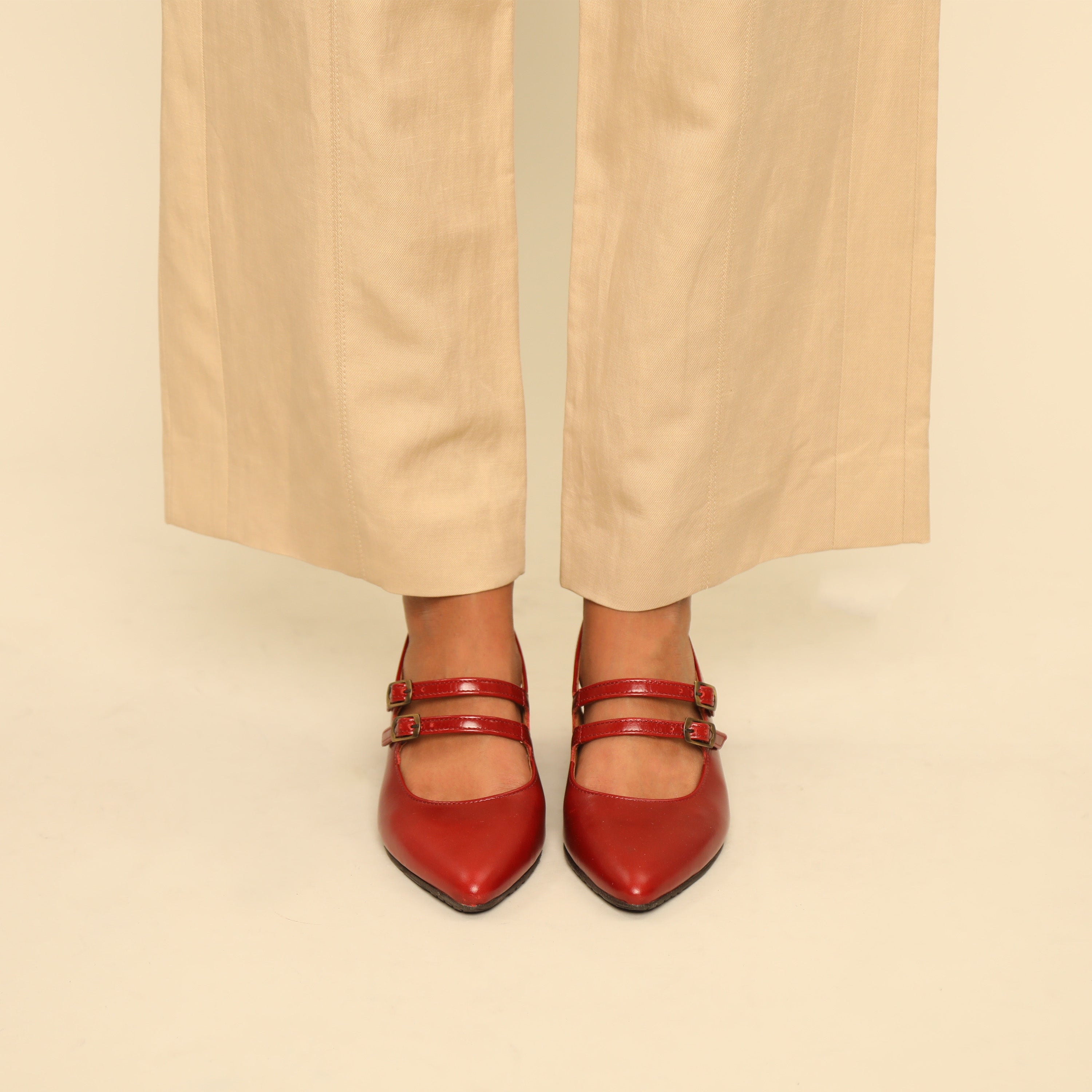 Layal Red Brick Low Shoe by Esska