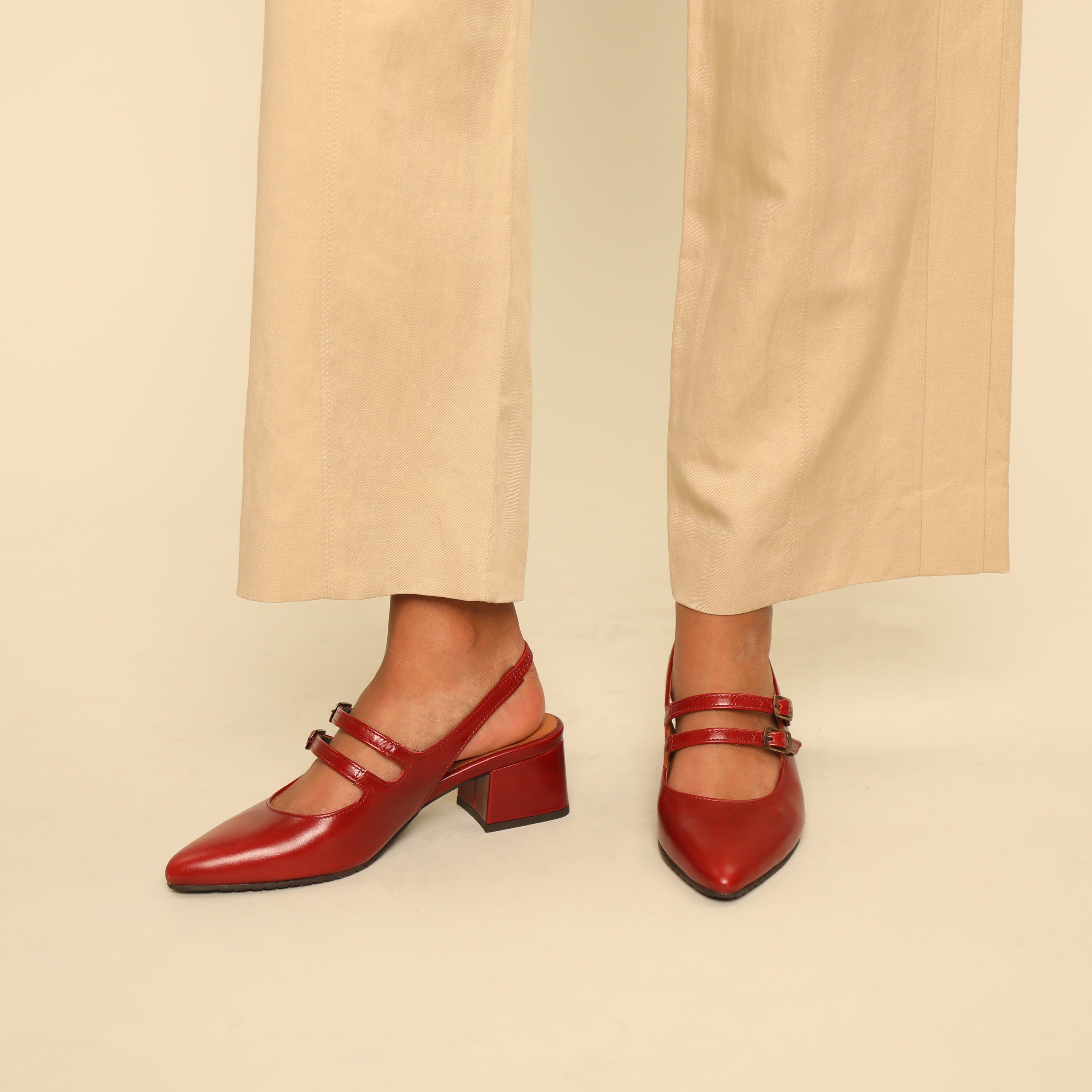 Layal Red Brick Low Shoe by Esska