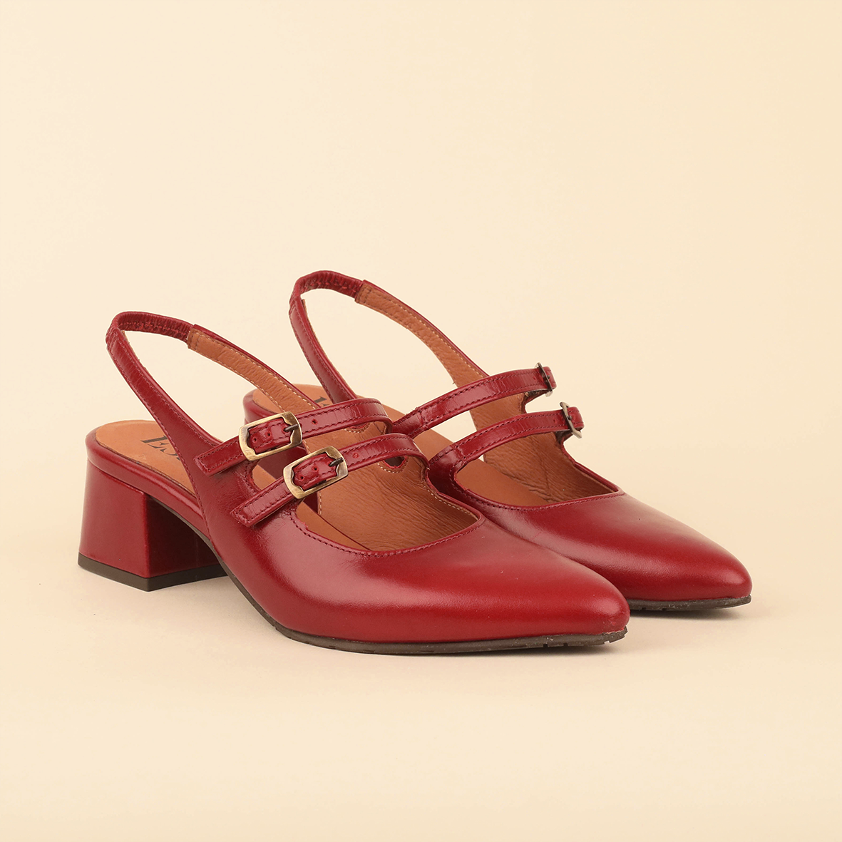 Layal Red Brick Low Shoe by Esska