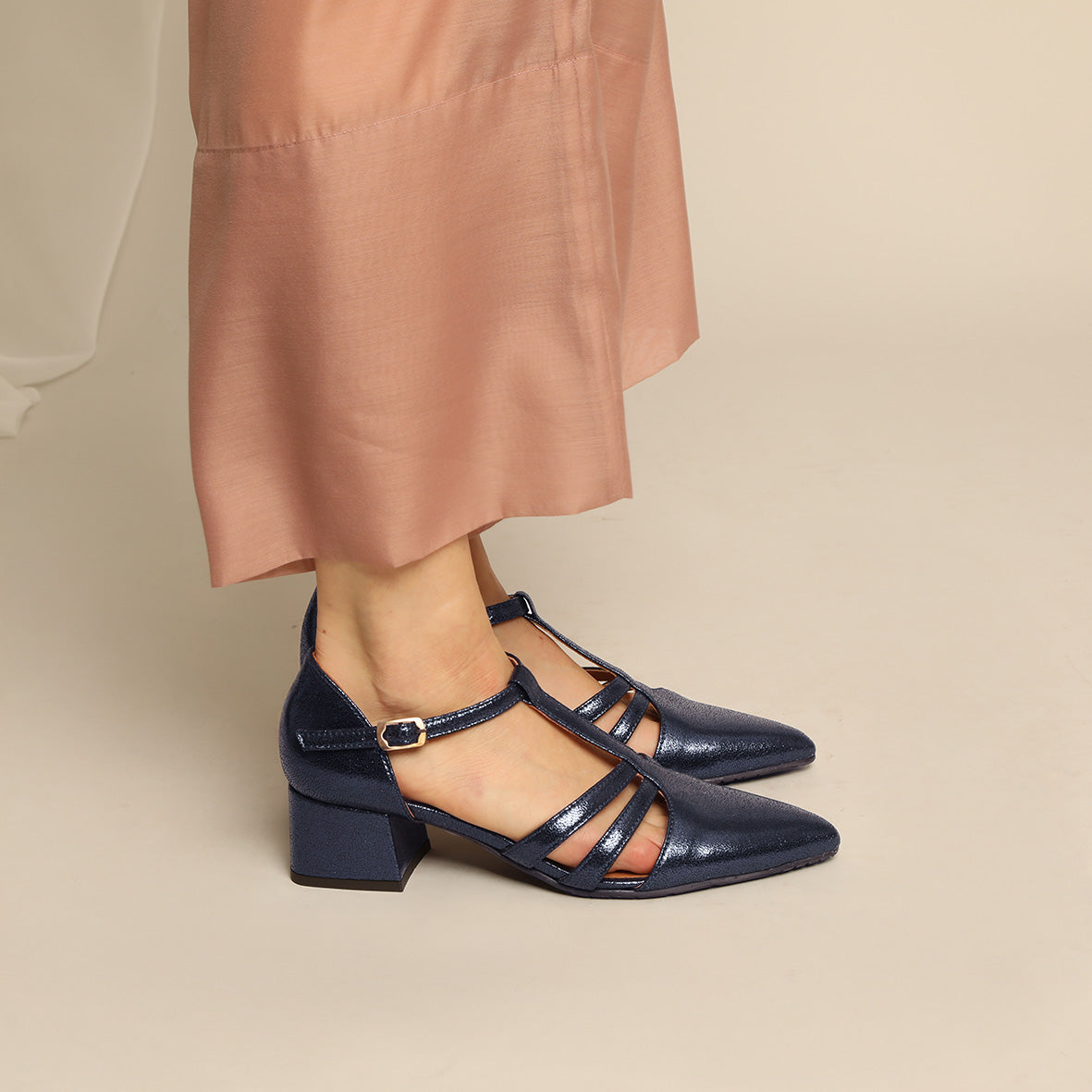 Lina Vegan Metallic Navy Low Shoe by Esska