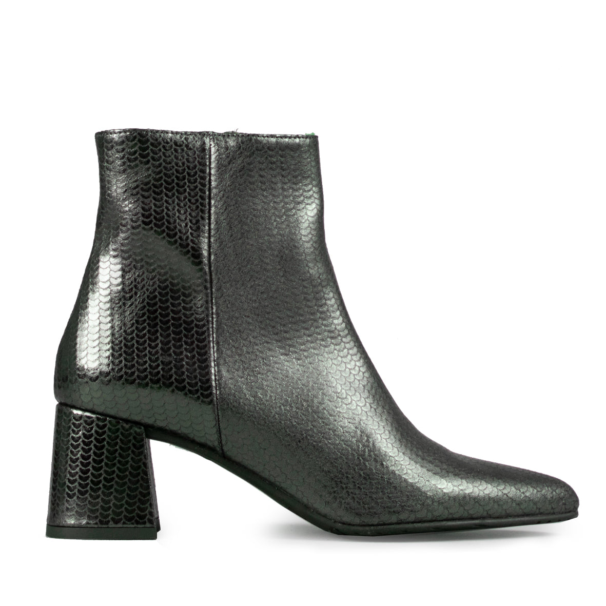 Lorna Metallic Smoke