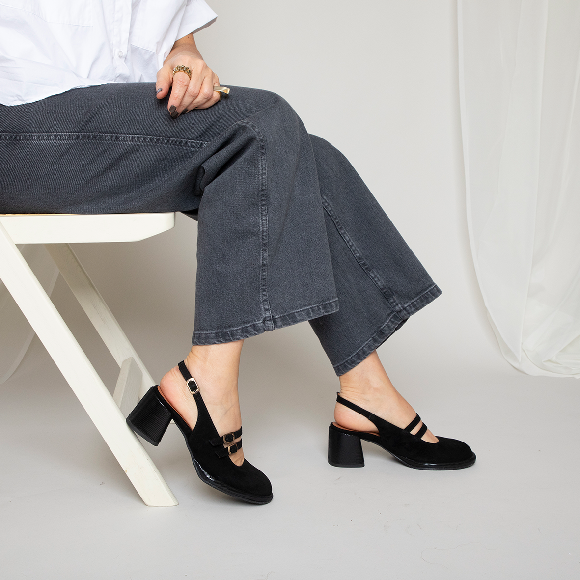 Melody Black Mid Shoe by Esska