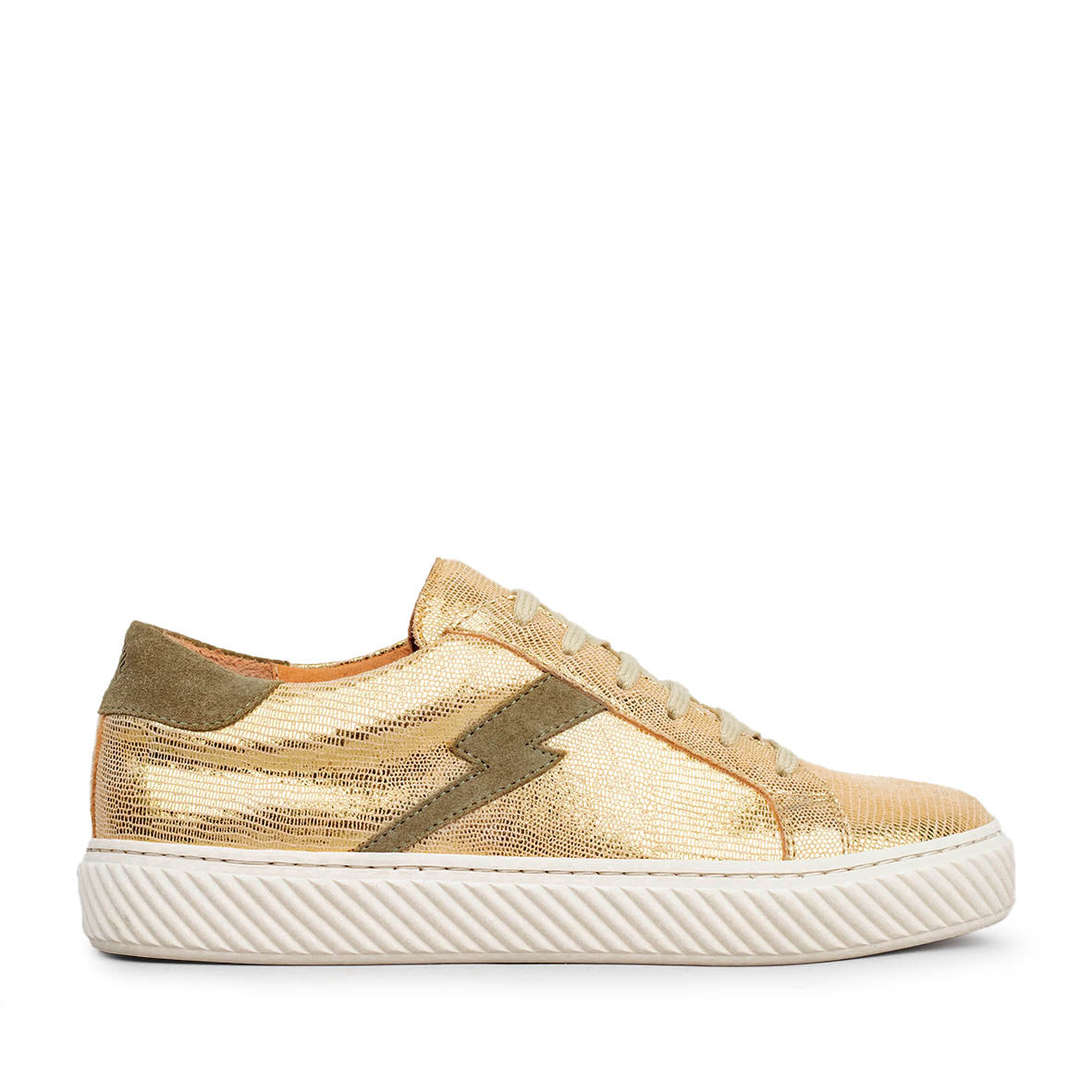 Nola Gold SP Trainer by Esska