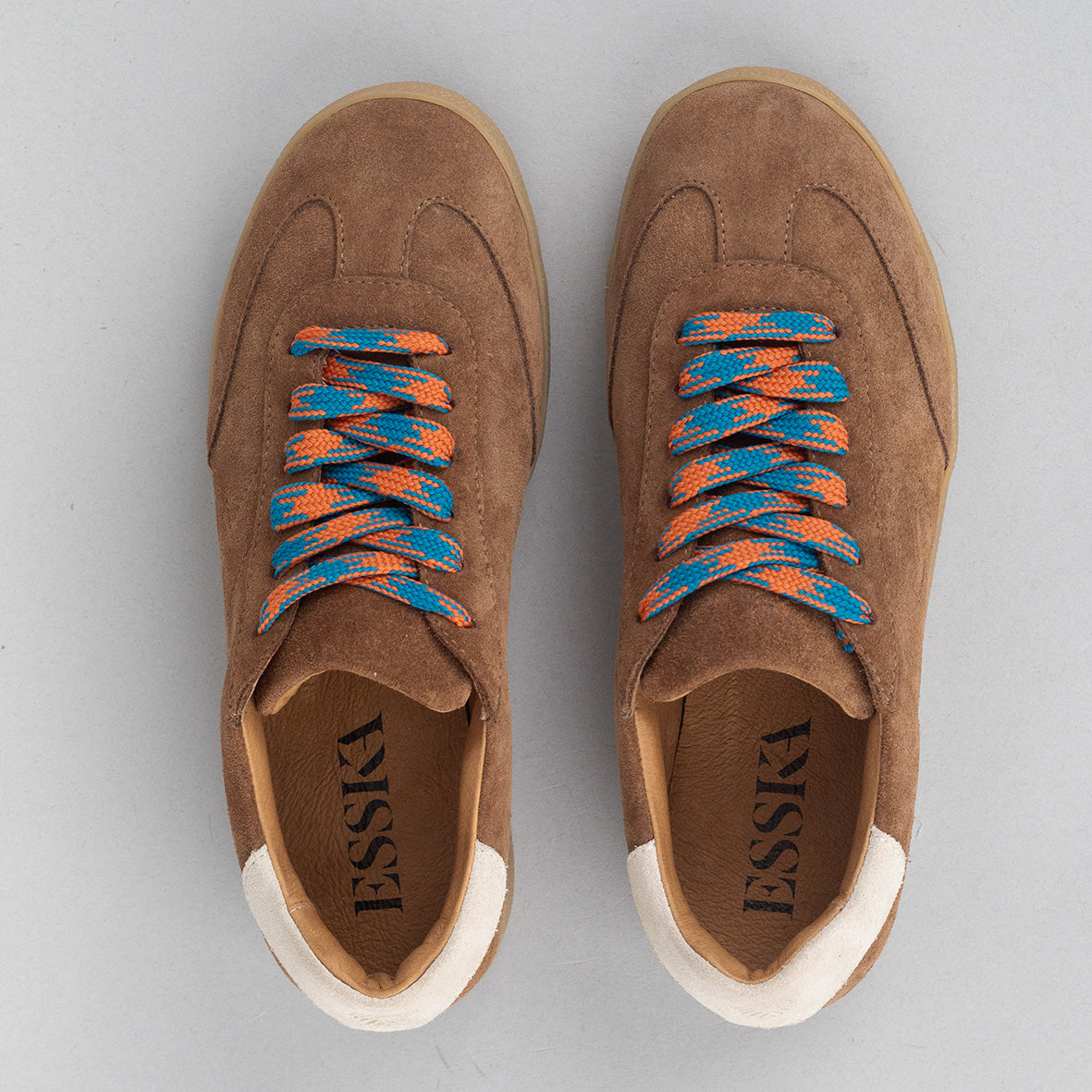 Oslo Chestnut Trainer by Esska