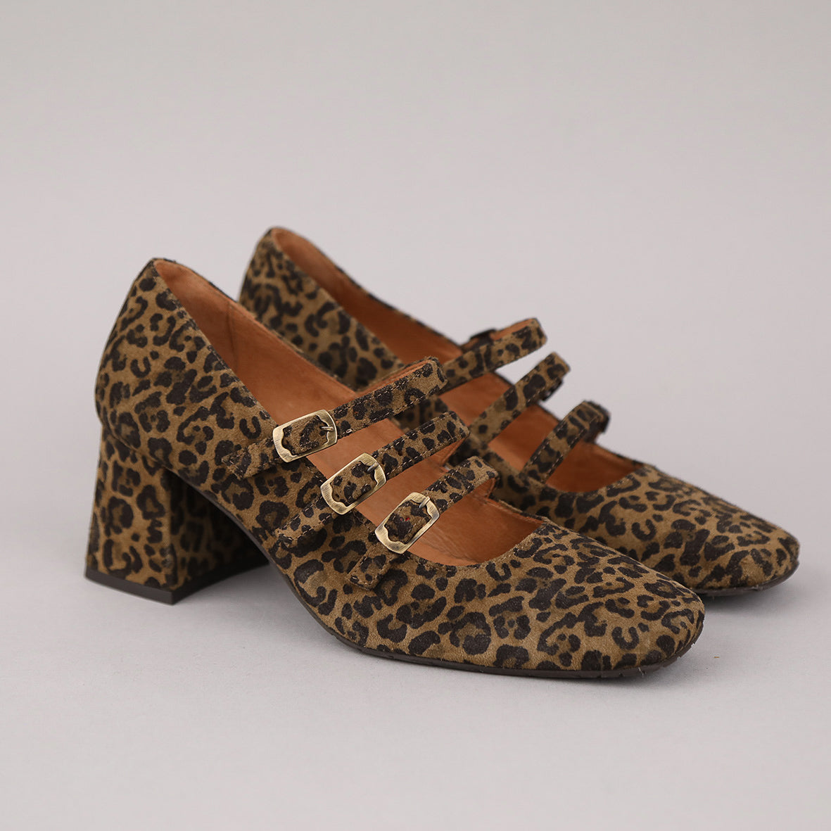 Paris Leopard Mid Shoe by Esska Shoes Ltd