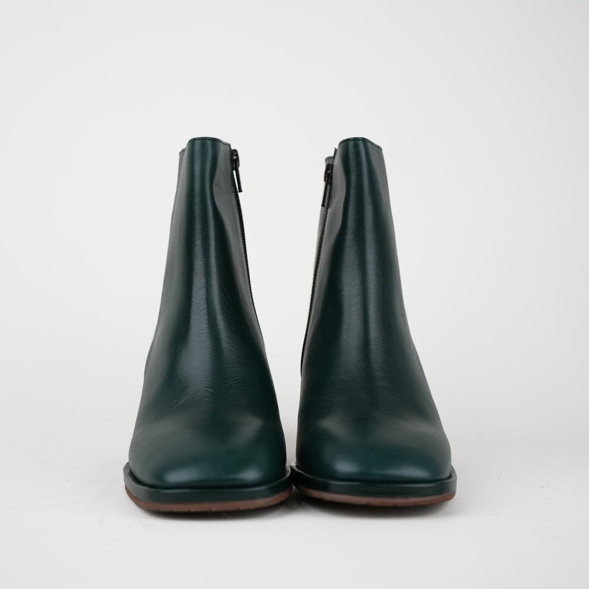 Sample - Pascale Green - Size 37 (UK4)