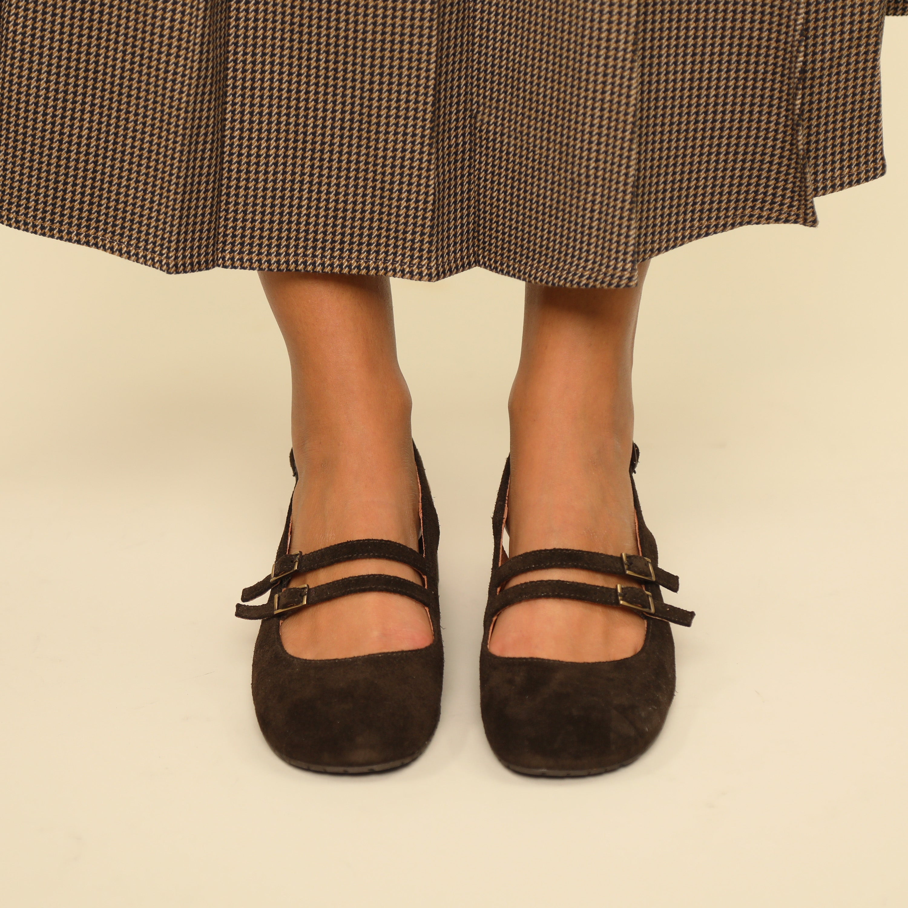 Rhianna Dark Brown Low Shoe by Esska