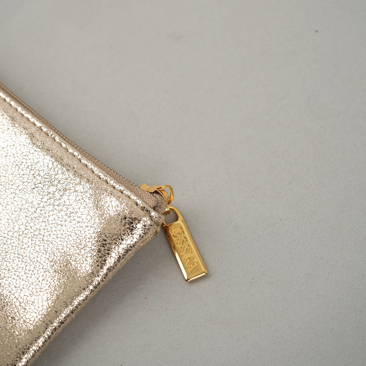 Ruth Small Pouch - Vegan Platinum Accessories by Esska
