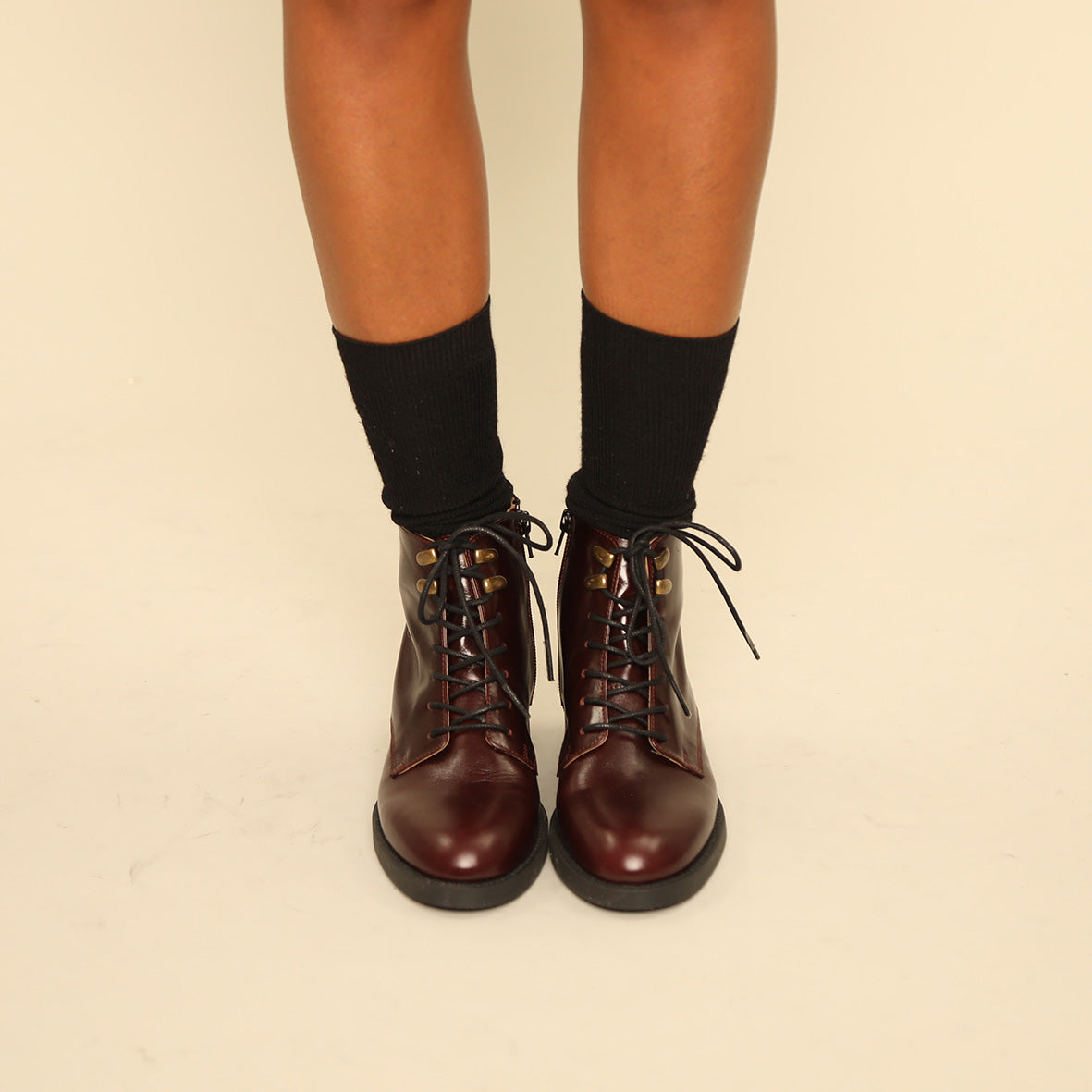 Wren Bordeaux