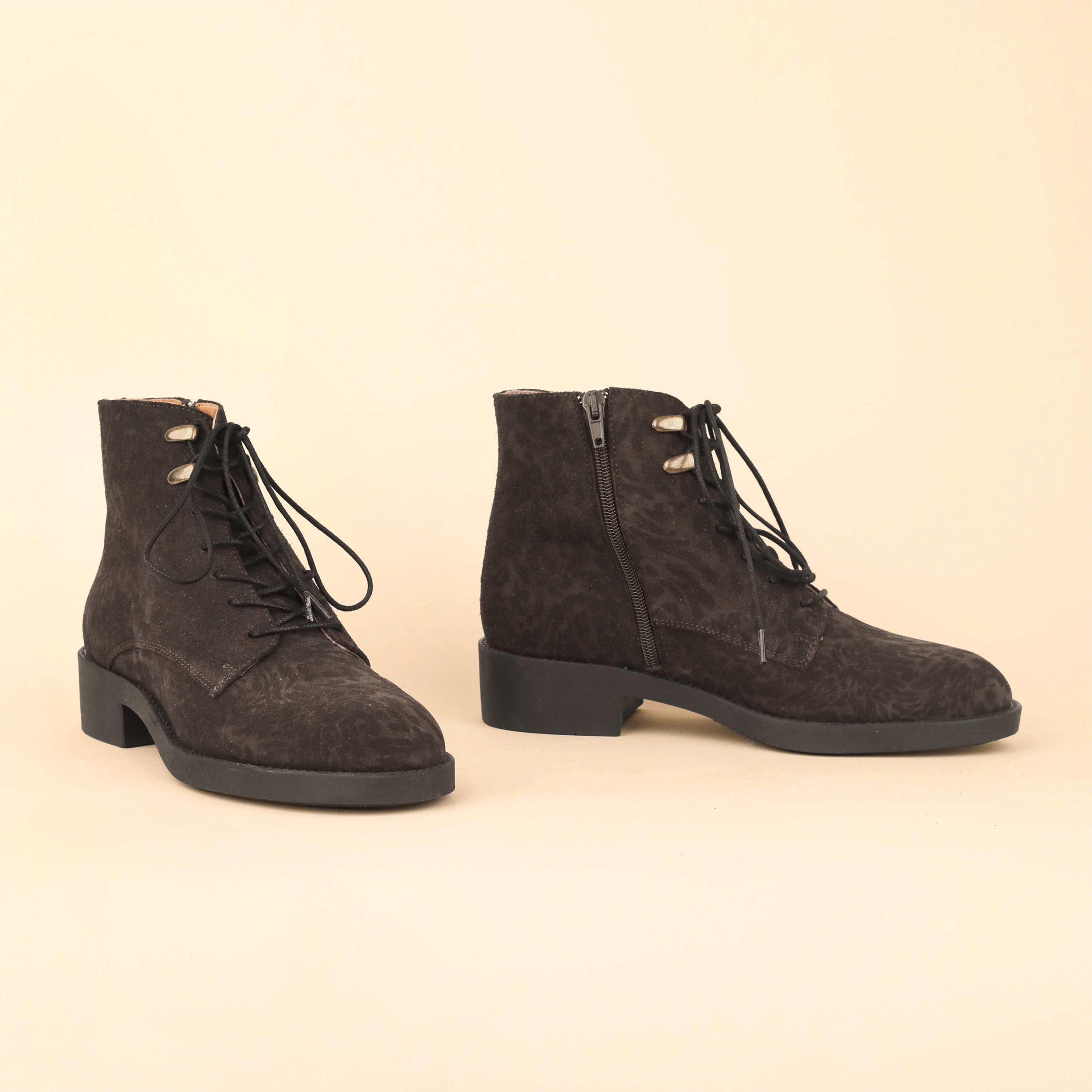 Wren Dark Brown Leopard