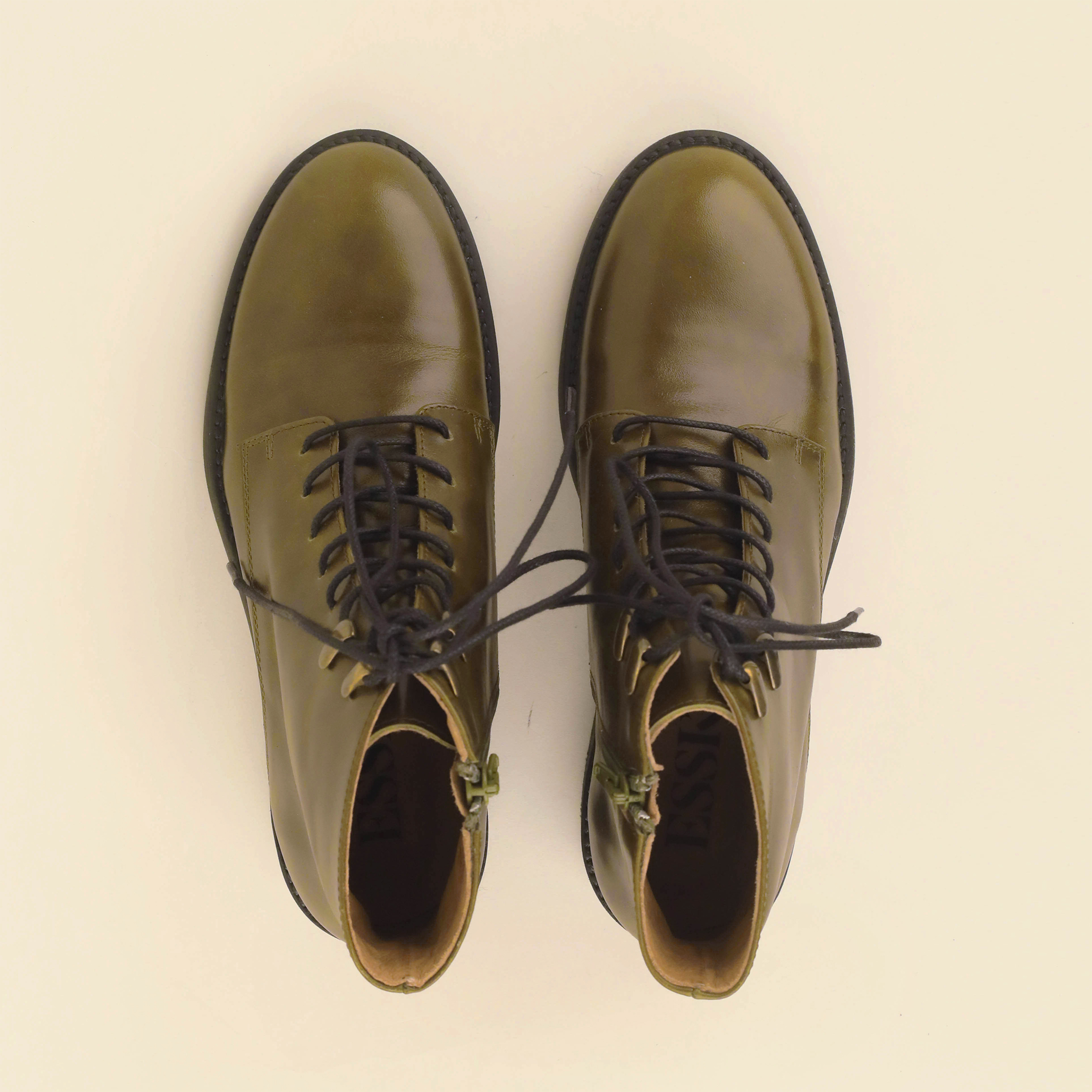 Wren Olive