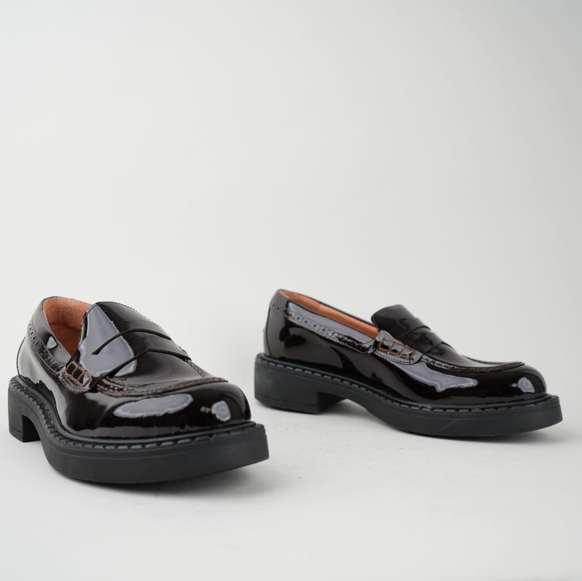 Sample - Ben Wine Patent - Size 40 UK7 Flat Shoe by Esska