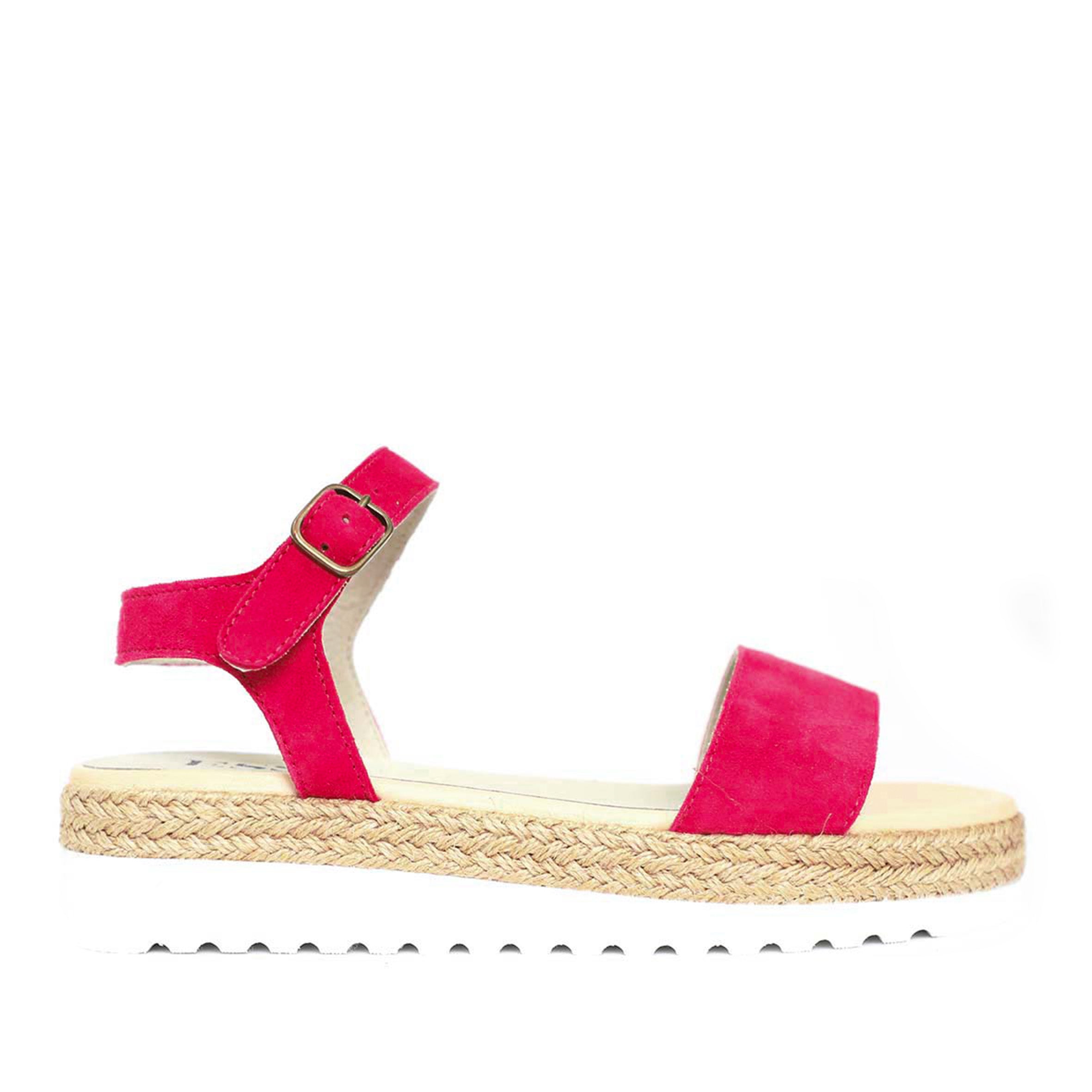 Uma wedge clearance sandal