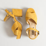 Clara Yellow