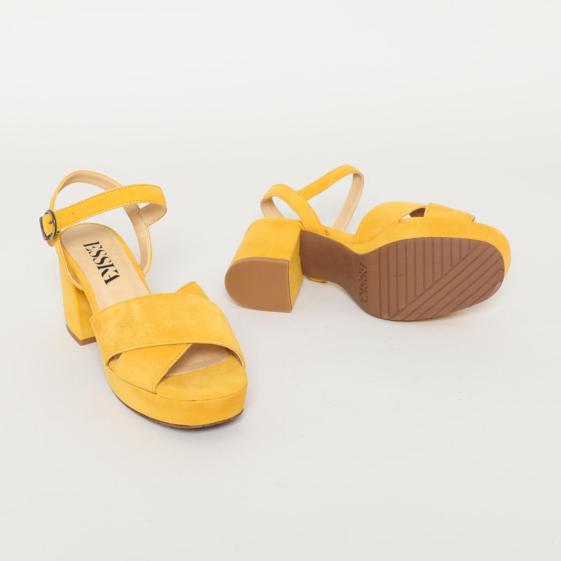 Clara Yellow