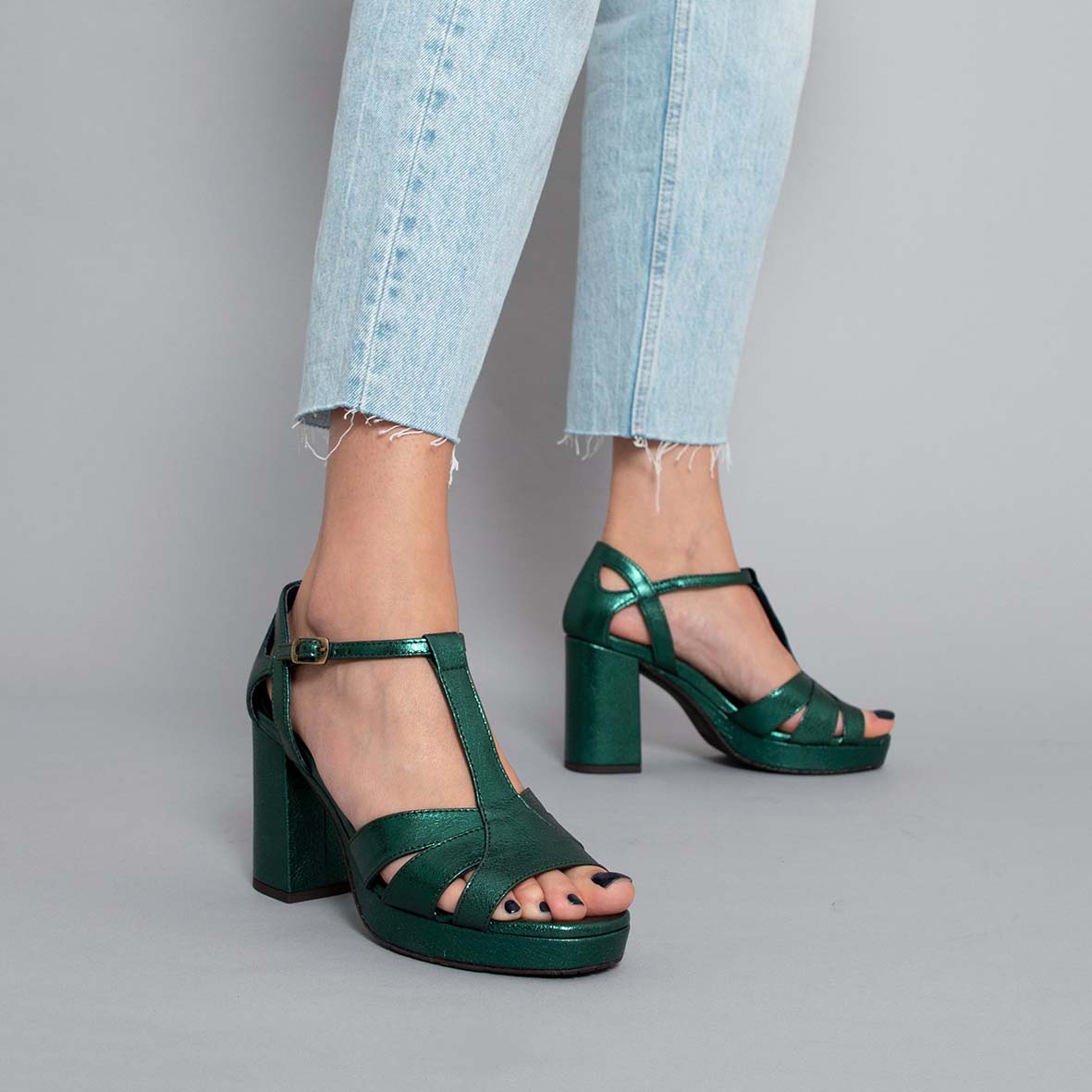 Metallic green sale shoes