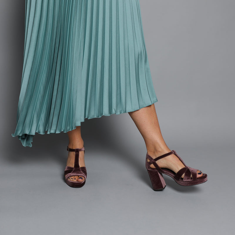 Valerie VEGAN Velvet Plum